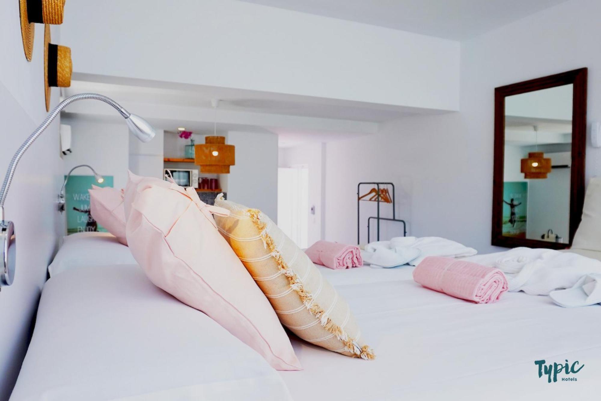 聖安東尼奧Typic Marina Playa - Adults Only公寓式酒店 外观 照片