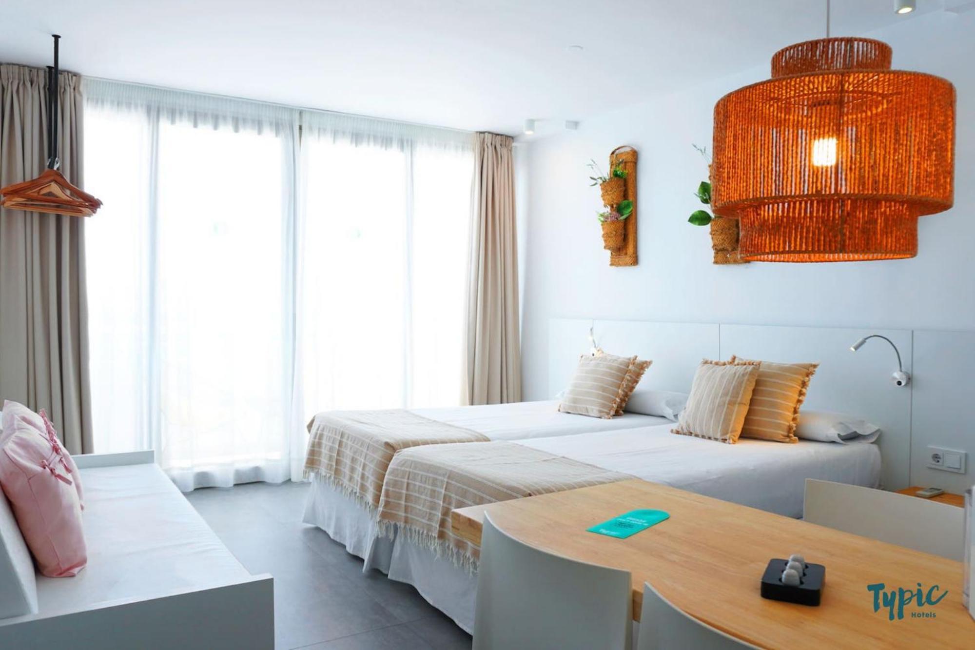 聖安東尼奧Typic Marina Playa - Adults Only公寓式酒店 外观 照片